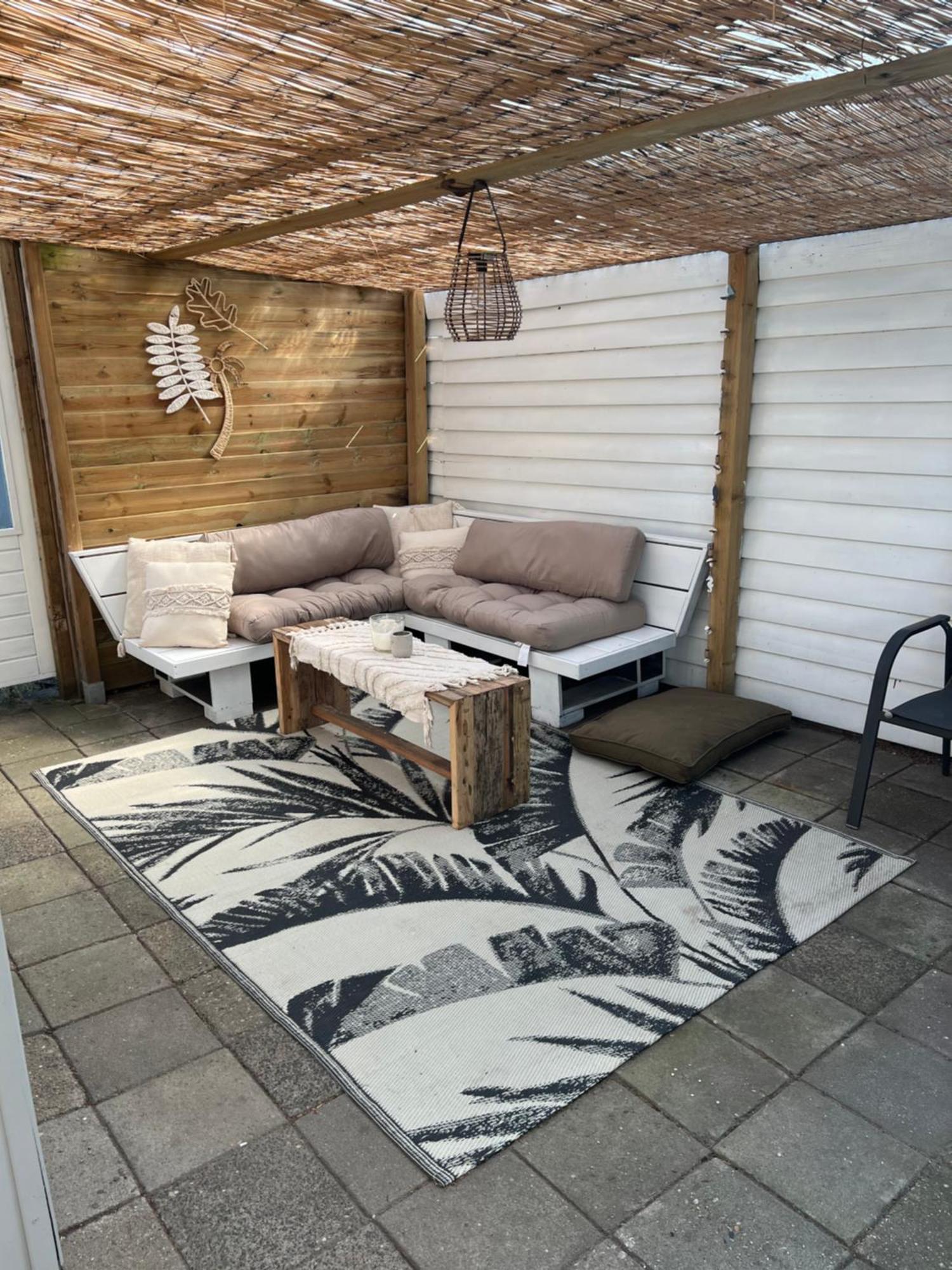 Chalet Ibiza Style Eext